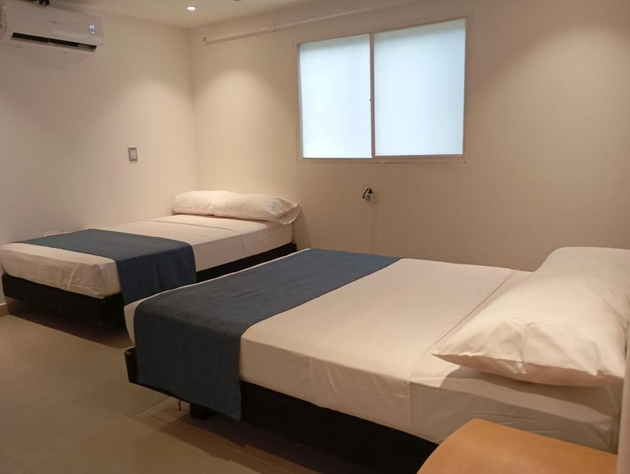 Hotel Med 33 Медельїн Екстер'єр фото